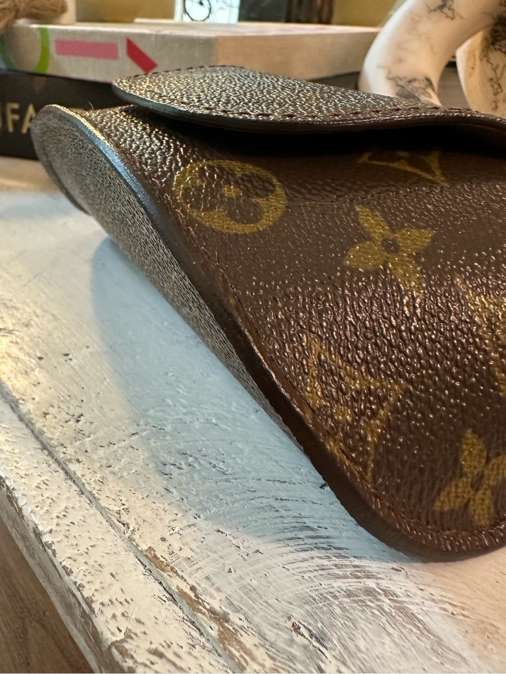 Xl Handcrafted Leather Sunglasses Case - Picture 8 of 10